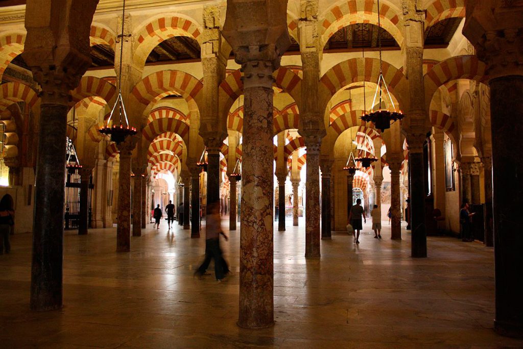 Sala de oración de la mezquita de Córdoba.